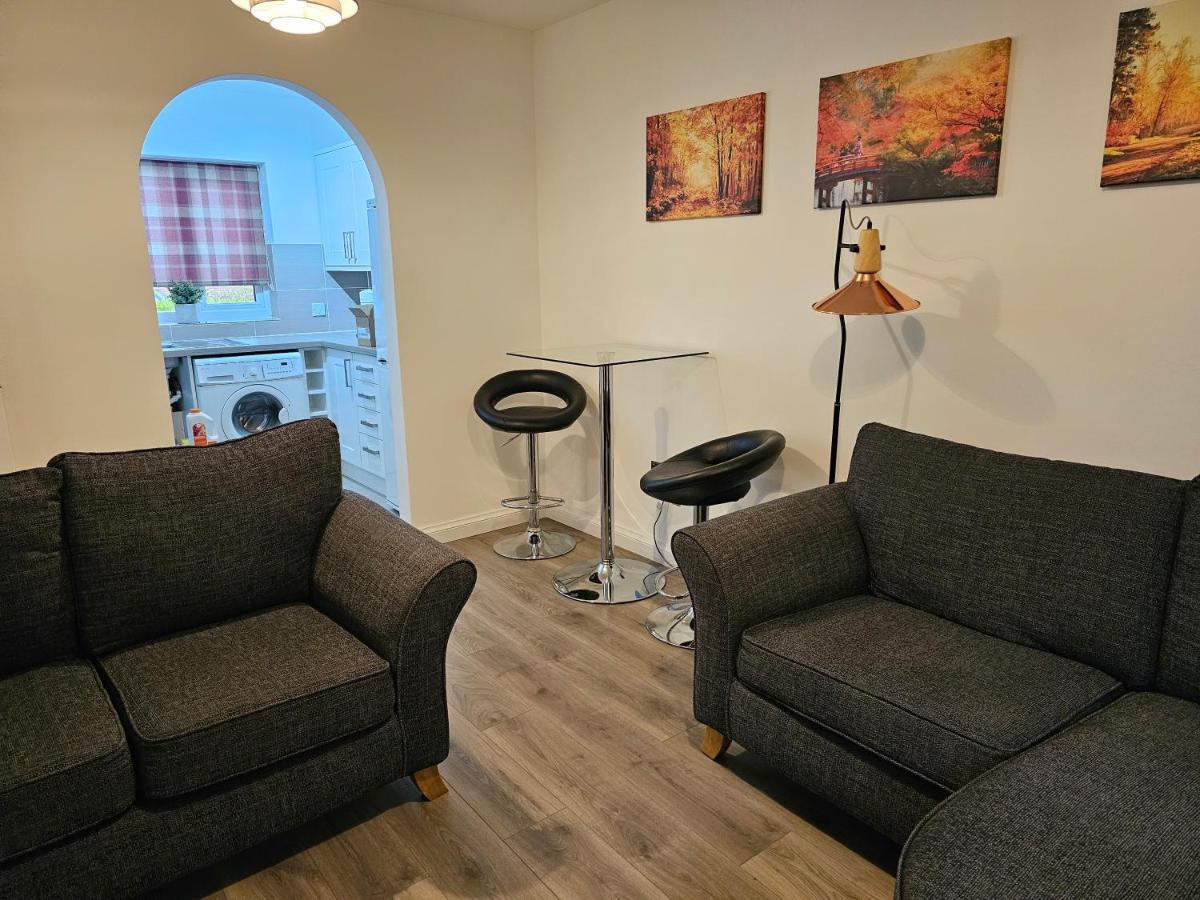 1 Bed Modern Flat Apartment ดิดคอท ภายนอก รูปภาพ